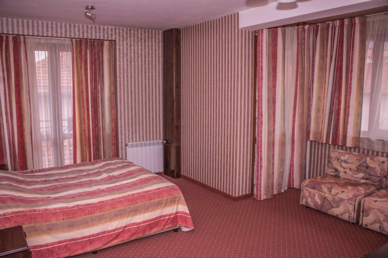Family Hotel Ivel - Семеен хотел Ивел Банско Экстерьер фото